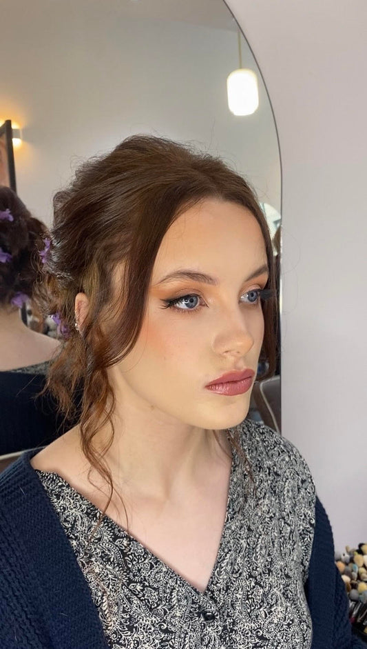 Introduction to Make Up Artistry